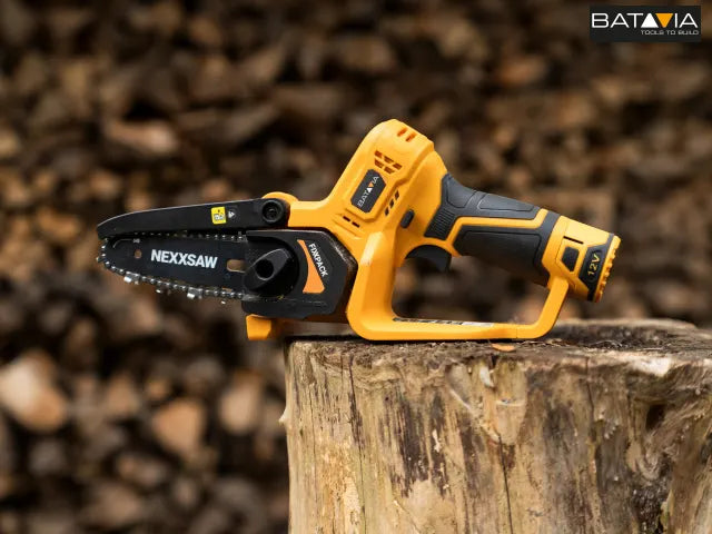Batavia FIXXPACK One-Handed Chainsaw 12V 1 x 2Ah Battery