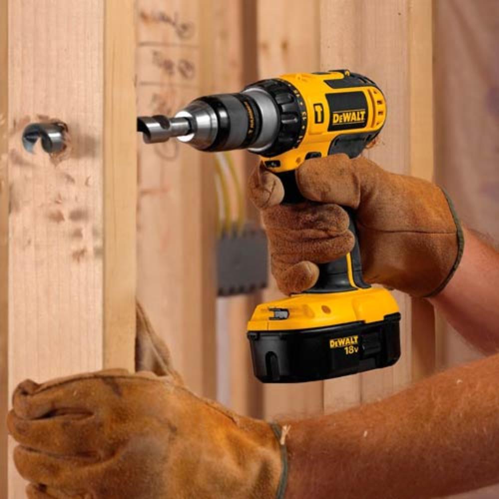 Dewalt 18v Cordless Hammer Drill Driver (Body only)