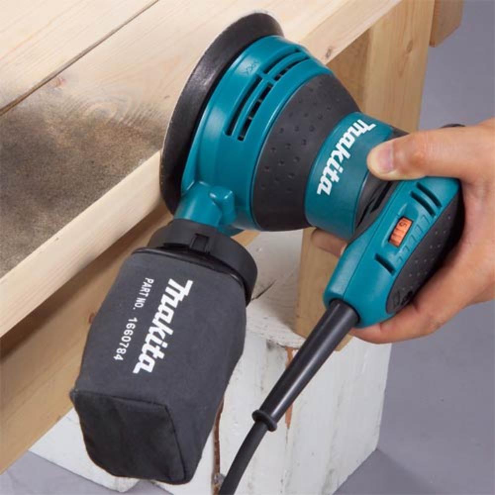 Makita BO5031 240 Volt 125mm Random Orbit Sander