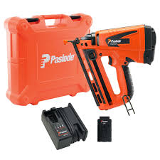 Paslode IM65A F16 Angled Finish Nailer Kit (inc lithium battery, charger & carry case)