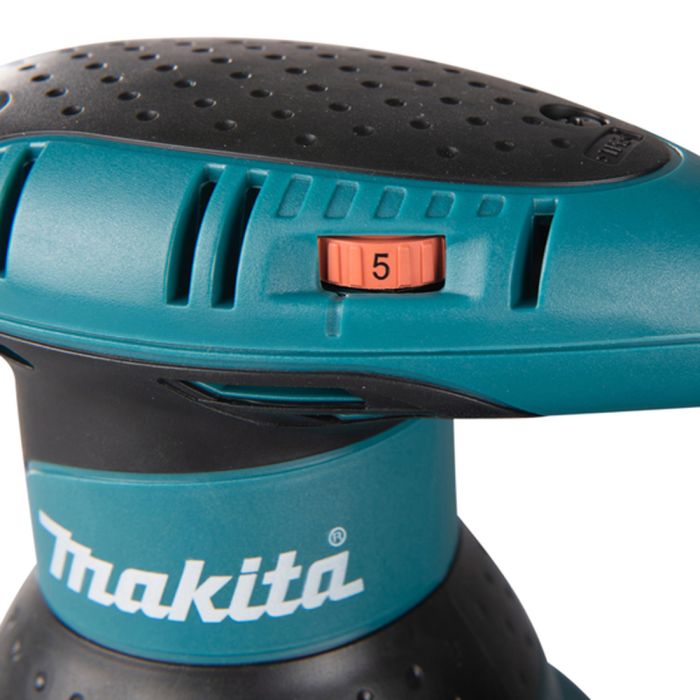 Makita BO5031 240 Volt 125mm Random Orbit Sander