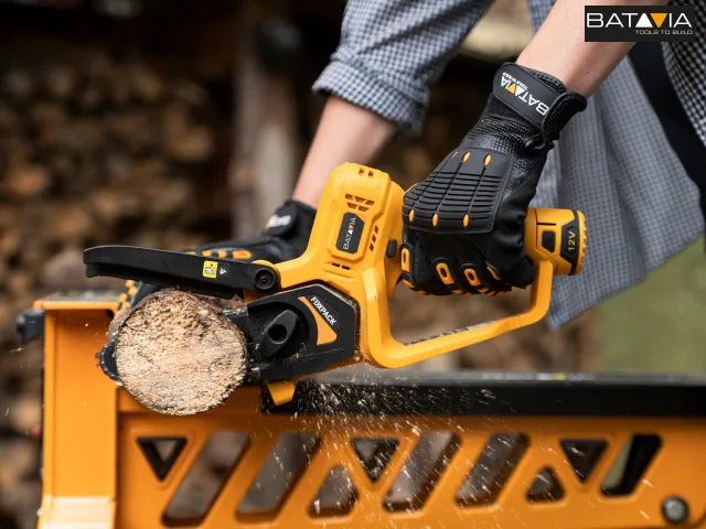 Batavia FIXXPACK One-Handed Chainsaw 12V