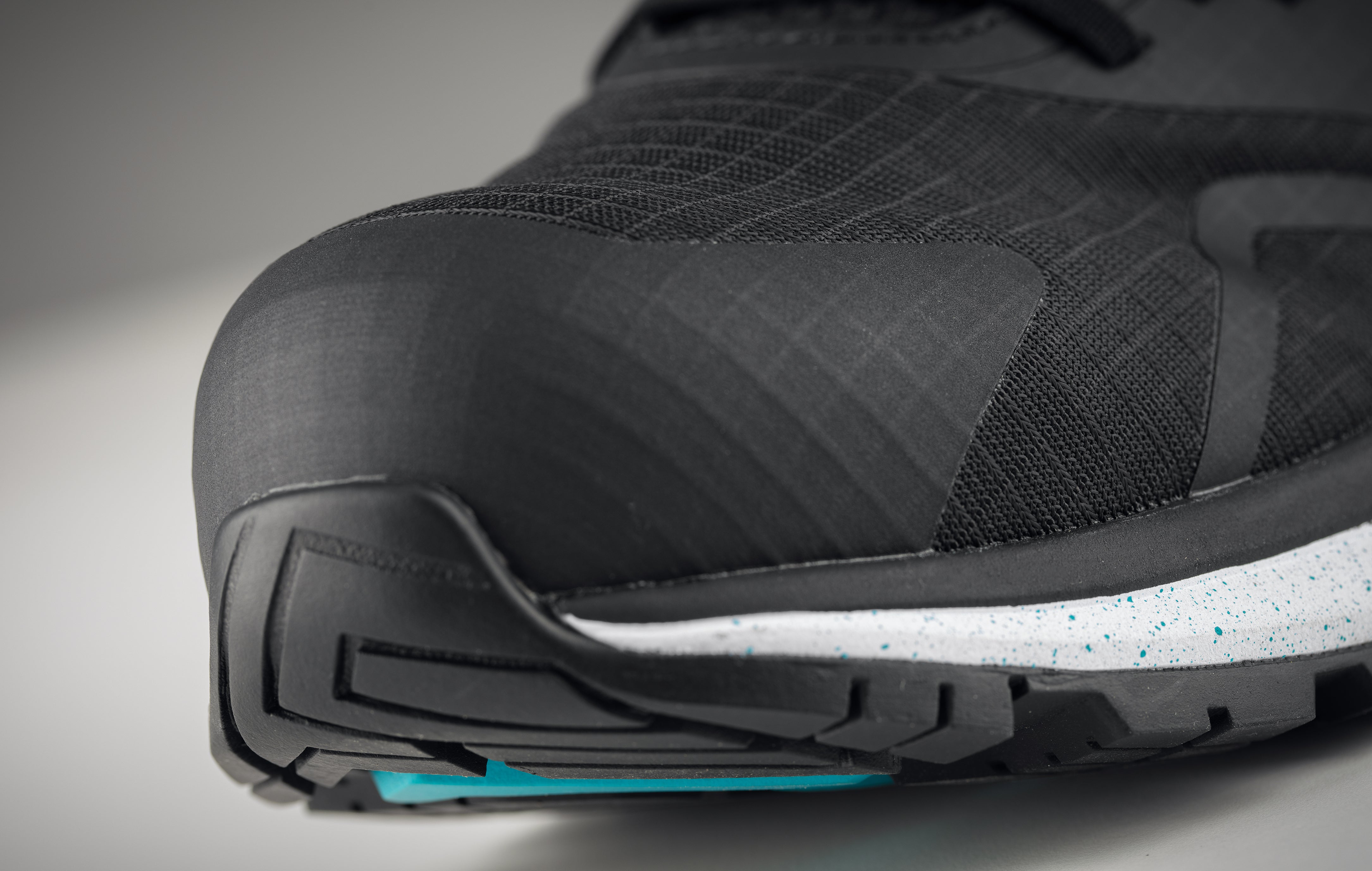 MAKITA KOBE SAFETY TRAINER BLACK 11