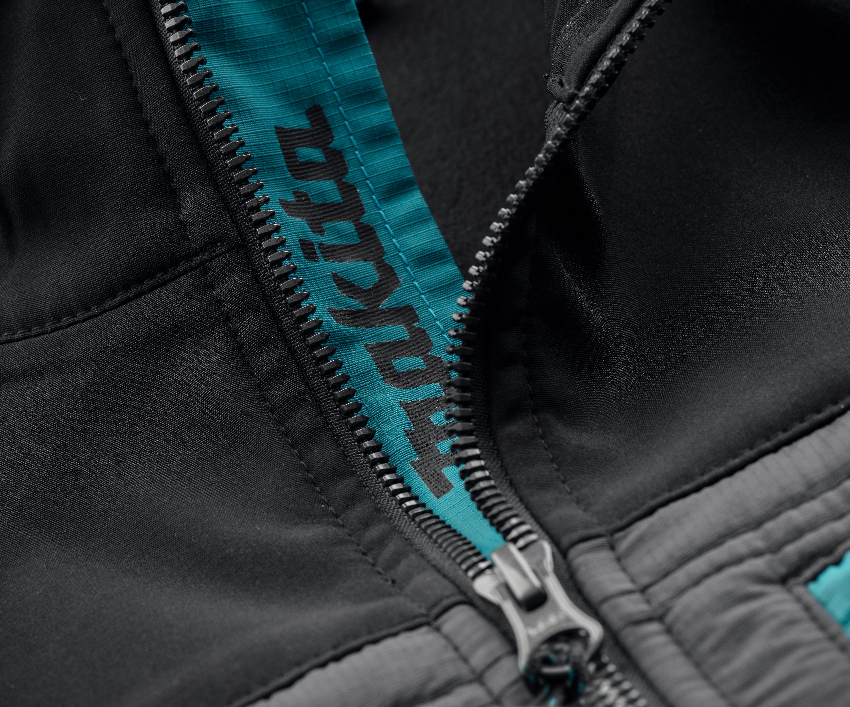 MAKITA SHIELD BODYWARMER GREY 2XL