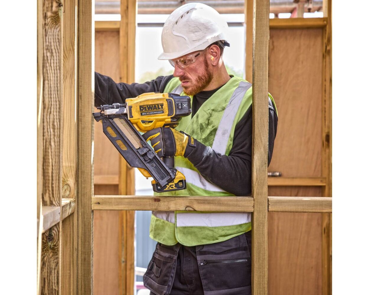 Dewalt DCN930N-XJ 18V First Fix 90mm Framing Nailer