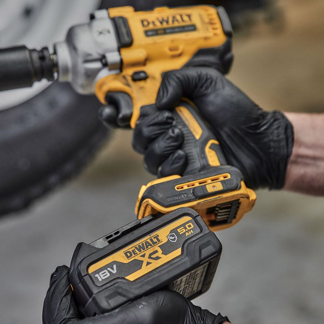 DEWALT DCF891N XR BL 1/2in Hog Ring Anvil Impact Wrench - 18V (Body Only)