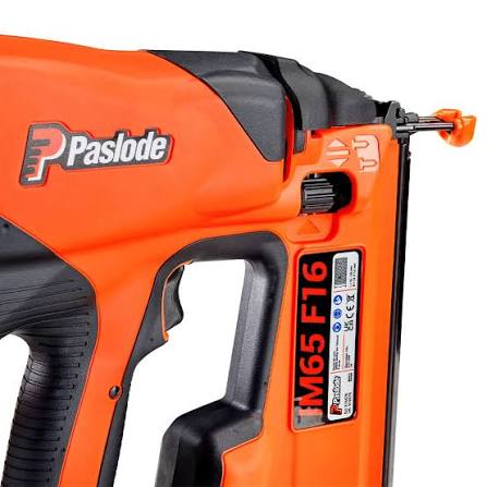 Paslode IM65 F16 Striaght Finish Nailer - Body Only with Carry Case