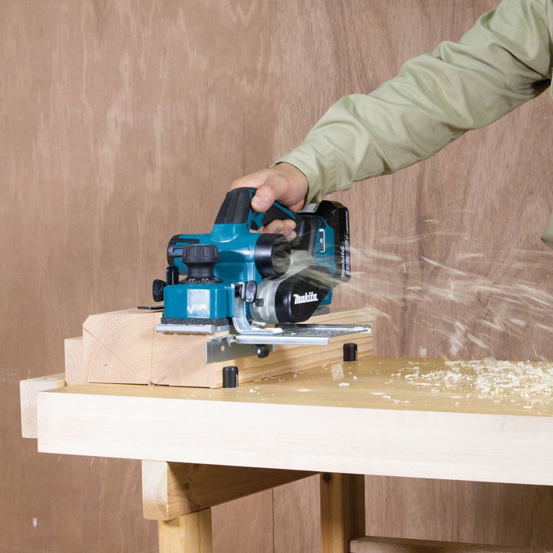 Makita DKP181Z 82mm Brushless Planer - Body Only - 18V