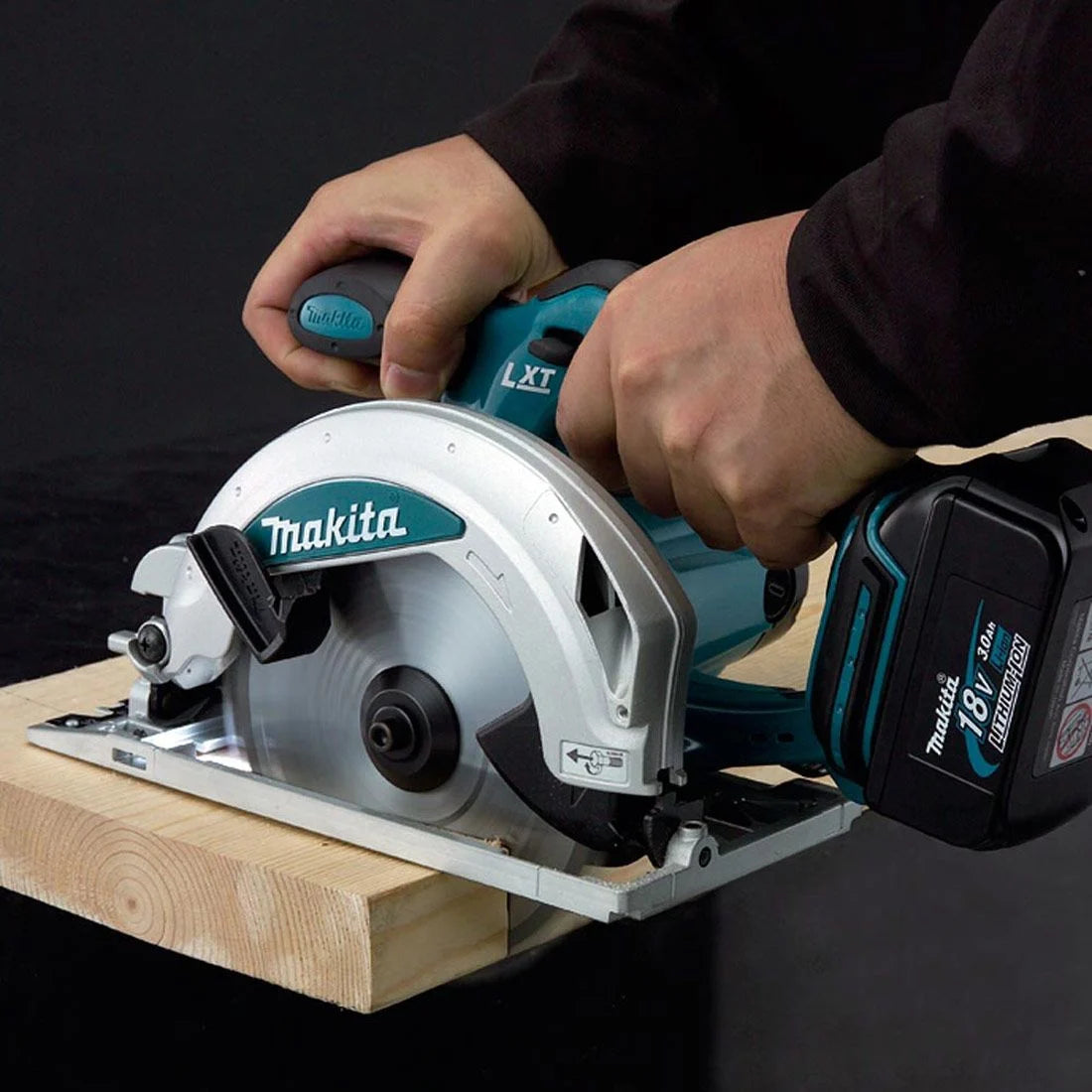 MAKITA DSS611Z LXT 165mm Circular Saw - 18v - Body Only